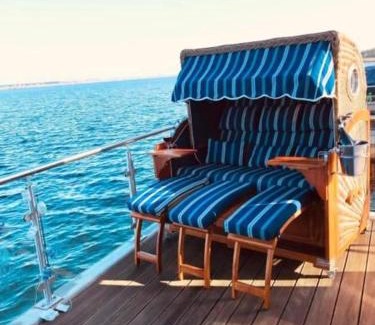 Bitterfeld House | Schwimmendes Haus Elandi