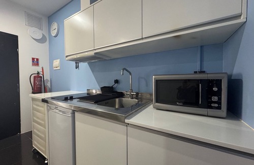 Porto da Cruz Apartment | Sea Breeze Studios - Orange