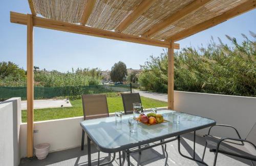 Rapaniana House | SEA BREEZE APARTMENTS