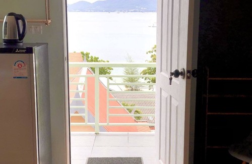 Wichit Apartment | Sea Dreamer Beachfront Apartment
