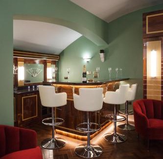 Kemptown Apartment | Sea-facing Art Deco Apartment