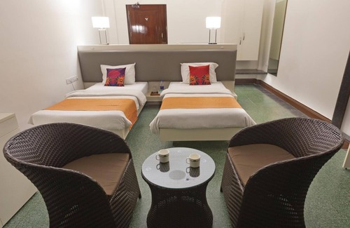 Churchgate Hotel | Sea Green South Hotel