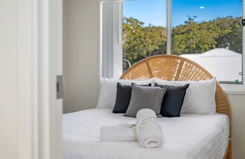 Salamander Bay House | Sea La Vie One - Salamander Bay