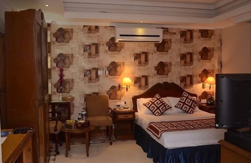 Uttara Hotel | Sea Shell Hotel