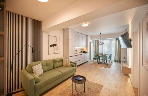 Mamaia-Sat Apartment | Sea Side Cottage in Infinity Pool Spa Resort