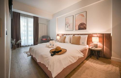 Mamaia-Sat Apartment | Sea Side Cottage in Infinity Pool Spa Resort