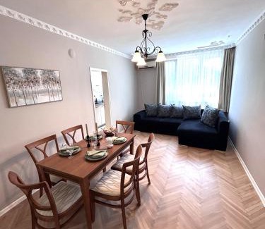 Varna Apartment | Sea Siren 2BD Apartment near Sea Garden by ApartMAX