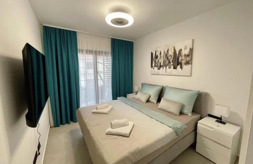Slatine Apartment | Sea Slatine II - Modern apartment with pool - 30 meters from the beach