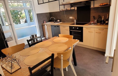 Ajaccio Apartment | Sea view AJACCIO gulf, hyper center, fiber, private parking, elevator.