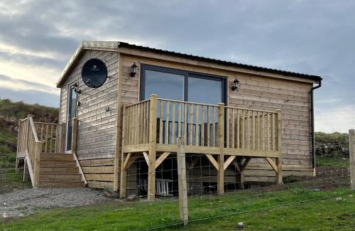 Clachtoll Ski Chalet | Sea View Cabin