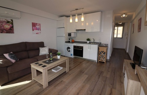 Salou City Centre Apartment | Sea View - Fantastic apartment in the center of Salou, 50 m Playa