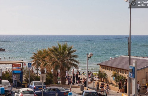 Old North Apartment | SEA-VIEW! ONLY 100 METERS TO METZIZIM bEACH and HILTON BEACHES