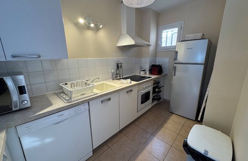 Propriano Apartment | Sea view, Propriano, beautiful Apartment T3 balcony, on the heights, spacious, quiet