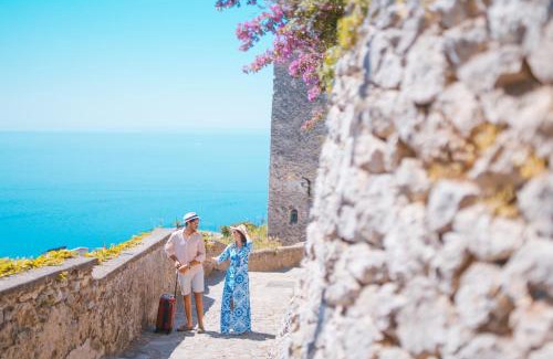 Ravello Villa | Sea View Villa in Ravello with lemon pergola, gardens and jacuzzi - Ideal for elopements