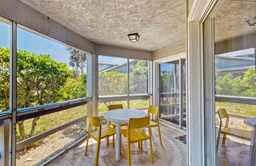 New Smyrna Beach Apartment | Sea Wood Coastal Hide Away