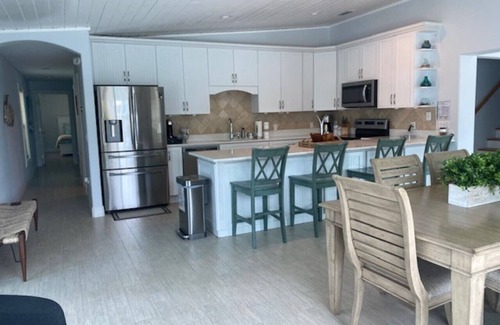 Key Colony Beach House | Seabreeze Marathon Oceanside 4/3 Pool Boat Dock