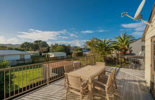 Whitianga House | Seabreeze on Cook - Whitianga Holiday Home