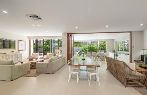 Yaroomba Villa | SeaEasta