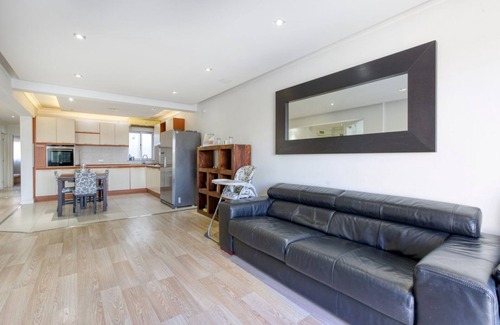 Pieta Apartment | Seafront 3 bedroom apartment