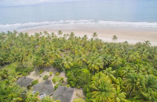 Aritagua Ski Chalet | Seafront Chalet Cocoa Coast