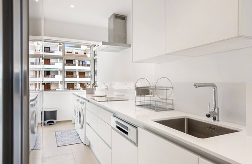 Los Cristianos Apartment | SEAFRONT LOS CRISTIANOS HIGH STANDING