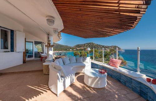Torre delle Stelle Villa | Seafront Villa with private pool