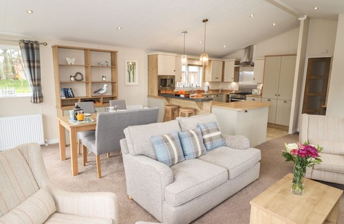 Runswick Bay Cottage | SEAGULL LODGE, pet friendly, country holiday cottage in Runswick Bay