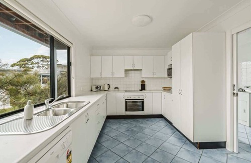 Hyams Beach House | Seahaven - pet-friendly
