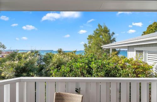 Hyams Beach House | Seascape Cottage at Hyams Beach