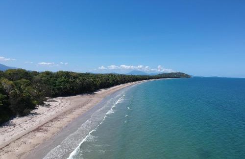 Port Douglas Apartment | Seascape Holidays Villa 8 Surya