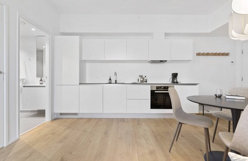 Aarhus C Apartment | Seaside apartment with magical balcony views