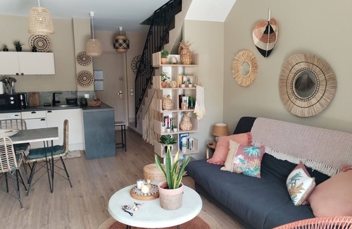 Pineto House | Seaside house, 3 minutes from the beach, fully renovated and equipped,.
