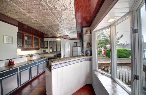 Seaside Villa | SEASIDE MANOR-THE HEART OF SEASIDE