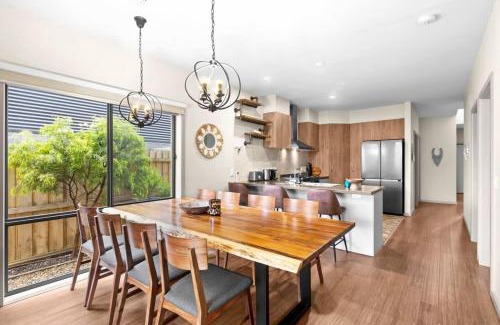 Ocean Grove House | Seaside Retreat - Steps from Surf and Cafes