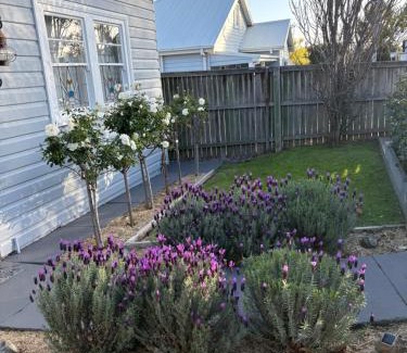 Shellharbour House | Seaside Village Cottage Charm