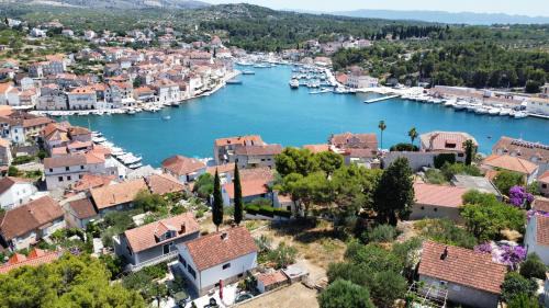Milna (Brac) Apartment | SeaView Apartment Toni