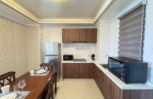 Challengers Apartment | Seaview Garden