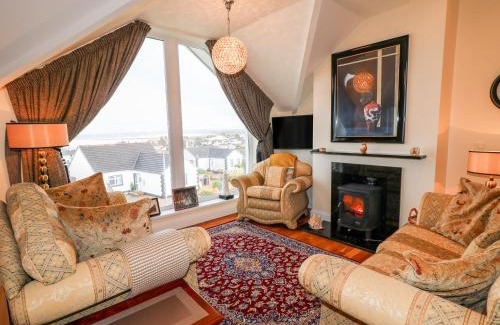 Castlerock House | Seaview
