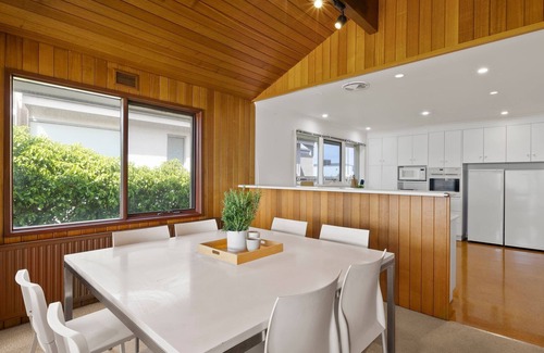 Point Lonsdale House | Seaview Splendour - Point Lonsdale