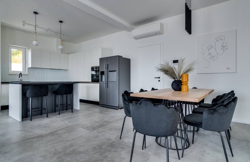 Ruskamen Villa | Seaview Villa Marila with a private heated pool with hydromassage, 3 en-suite bedrooms (6+2 people), 1km from the beach