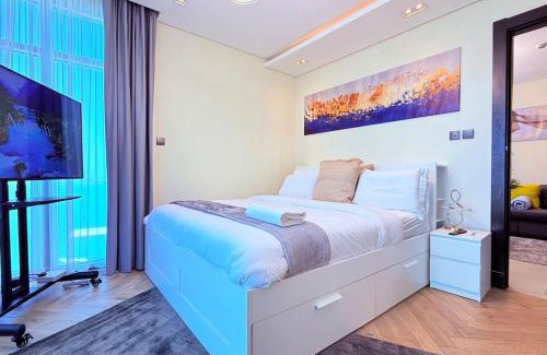 Al Hoora Apartment | Seaview White 1Br Balcony