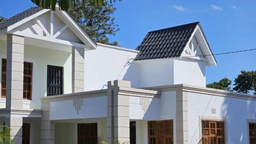 Arusha House | SEBA & Cherise