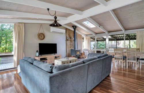 Surf Beach House | Secluded 3-Bed Retreat Moments to the Beach