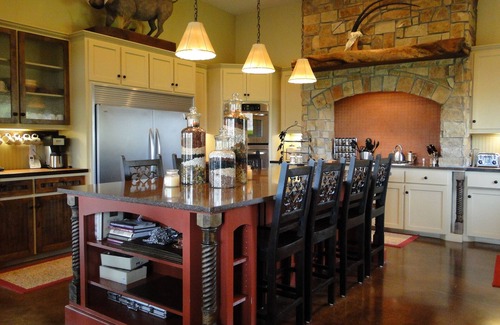 Mullin Cabin | Secluded 5F Ranch in Texas, Fish, swim, hike, wildlife - family FUN, adventures!