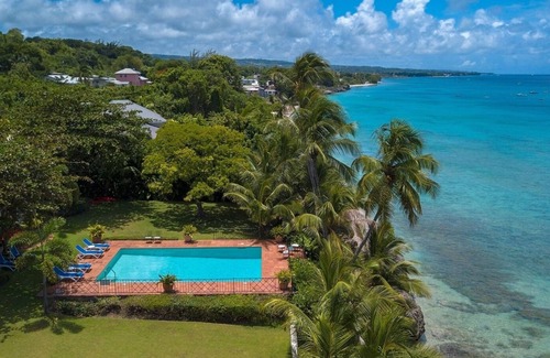 Fryers Well Villa | Secluded Beachfront Villa with Large Pool and Gardens - Fryers Well Bay by BSL Rentals