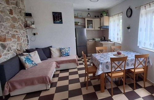 Tkon House | Secluded fisherman's cottage Cove Druce, Pašman (K-23356)