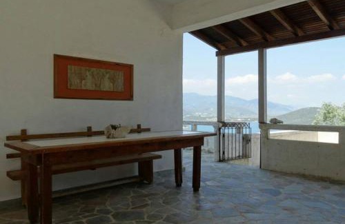 Lokroi House | Secluded house with great view and private beach