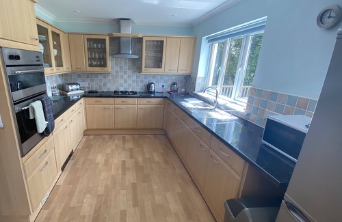 Haverfordwest House | Secluded large modern house with self contained private garden and own lane