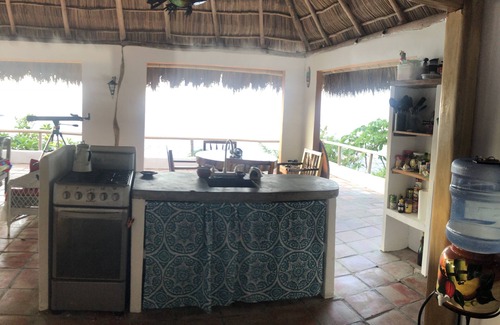 Chimo House | Secluded Private Oceanfront Retreat
