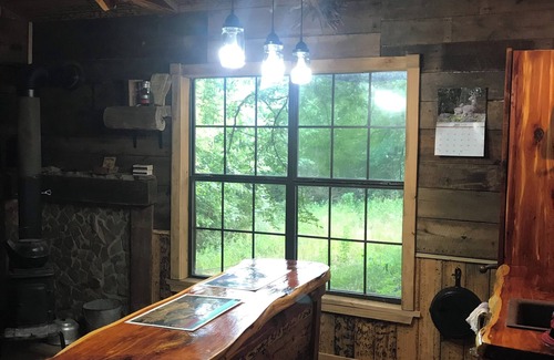 Cunningham Cabin | Seclusion at the HIDEOUT on Francis Creek. Come, enjoy the quiet.